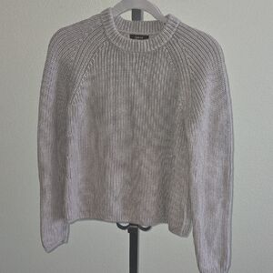 Quince Light Gray Women's Crew Neck Sweater. 100% Organic Cotton